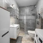 Second - 3 Pokoje, 5 Lozek, Netflix I Max, Parking, Winda Apartman