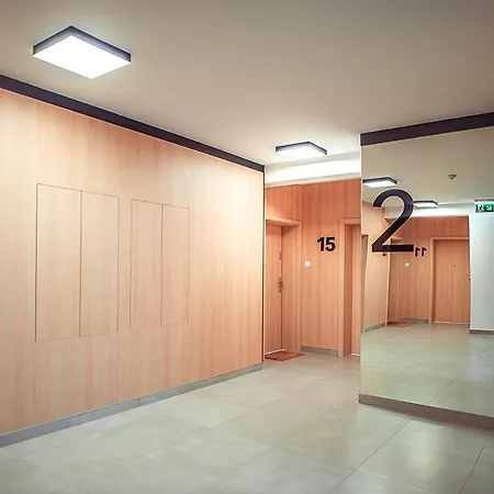 Second - 3 Pokoje, 5 Lozek, Netflix I Max, Parking, Winda Lubawa