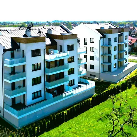 Second - 3 Pokoje, 5 łóżek, Netflix I Max, Parking, Winda Lubawa