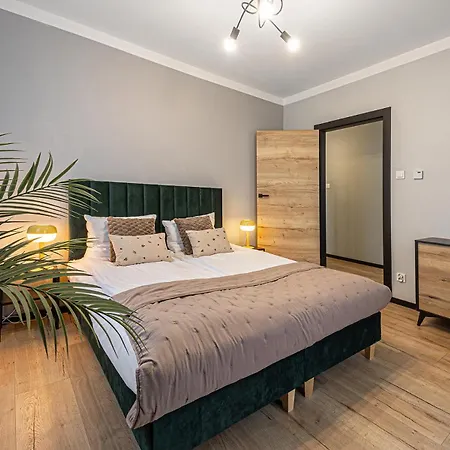 Second - 3 Pokoje, 5 łóżek, Netflix I Max, Parking, Winda Lubawa