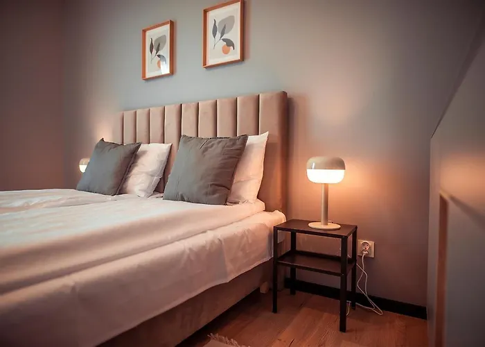 Second - 3 Pokoje, 5 Lozek, Netflix I Max, Parking, Winda *