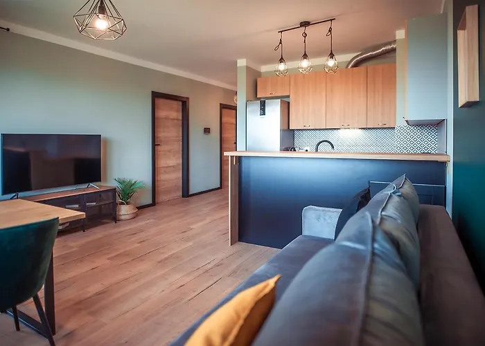 Appartamento Second - 3 Pokoje, 5 Lozek, Netflix I Max, Parking, Winda