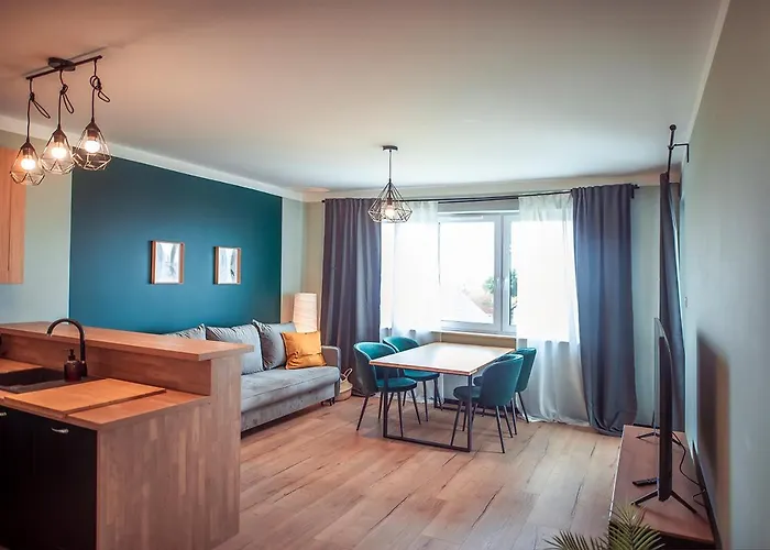 Second - 3 Pokoje, 5 Lozek, Netflix I Max, Parking, Winda * Lubawa