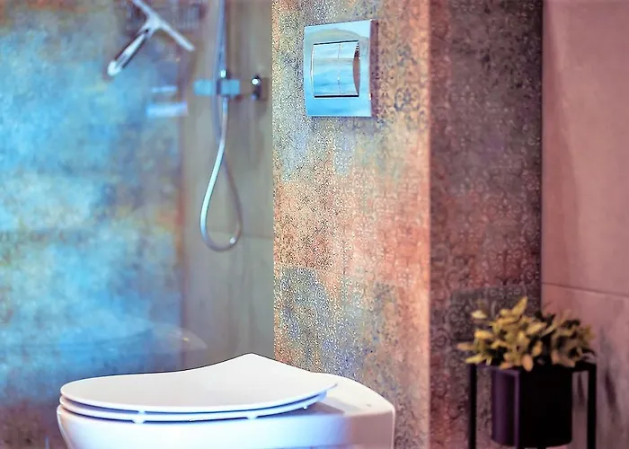 Second - 3 Pokoje, 5 Lozek, Netflix I Max, Parking, Winda