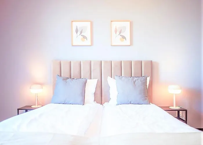 Second - 3 Pokoje, 5 Lozek, Netflix I Max, Parking, Winda Appartamento