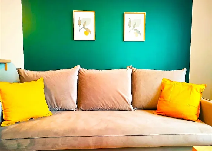 Second - 3 Pokoje, 5 Lozek, Netflix I Max, Parking, Winda